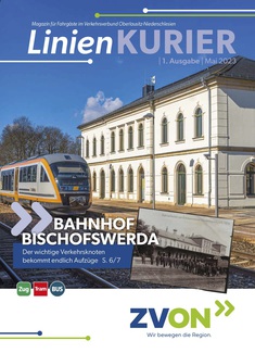 Zug mit Bahnhof